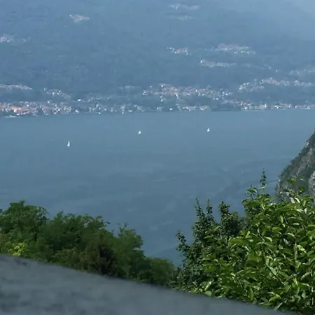 Relaxing Beetween Lake&castle 1st Floor Varenna